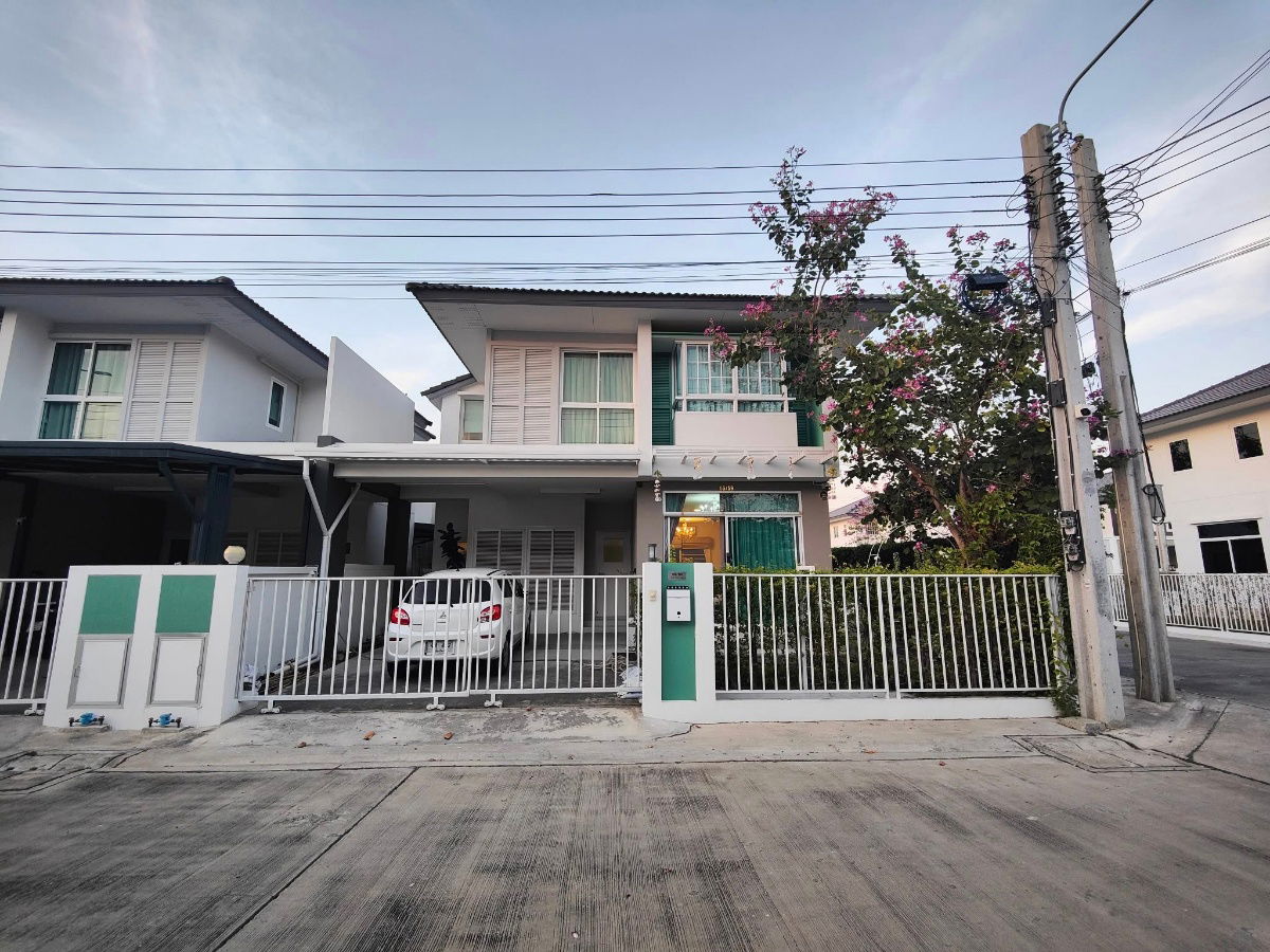picture Two-storey detached house for rent, Trendy Thara Bangna - 1/3