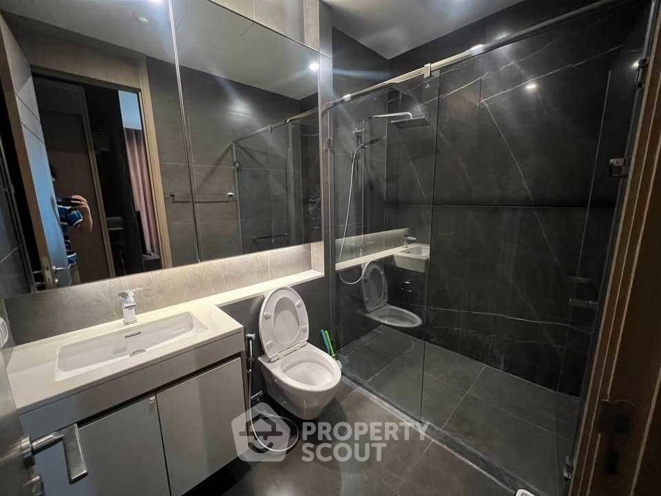 picture 2-BR Condo at The Esse At Singha Complex near MRT Phetchaburi (ID 2280568) - 8/19