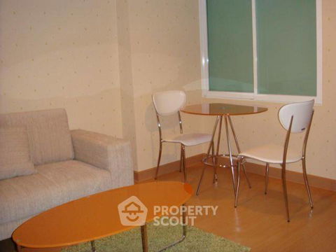 1-BR Condo at Life @ Ratchada-Huaikwang near MRT Sutthisan (ID 510102)
