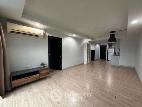 คอนโด 3-ห้องนอน ที่ เดอะ คริส รัชดา 17 ใกล้ MRT สุทธิสาร (ID 2280401)