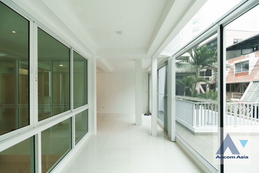 picture 🔼🔽 AccomA 📩 Modern 3.5-Storey Home with Indoor Rooftop – Perfect for Living or Home Office - Near BTS (1715007) - 17/20