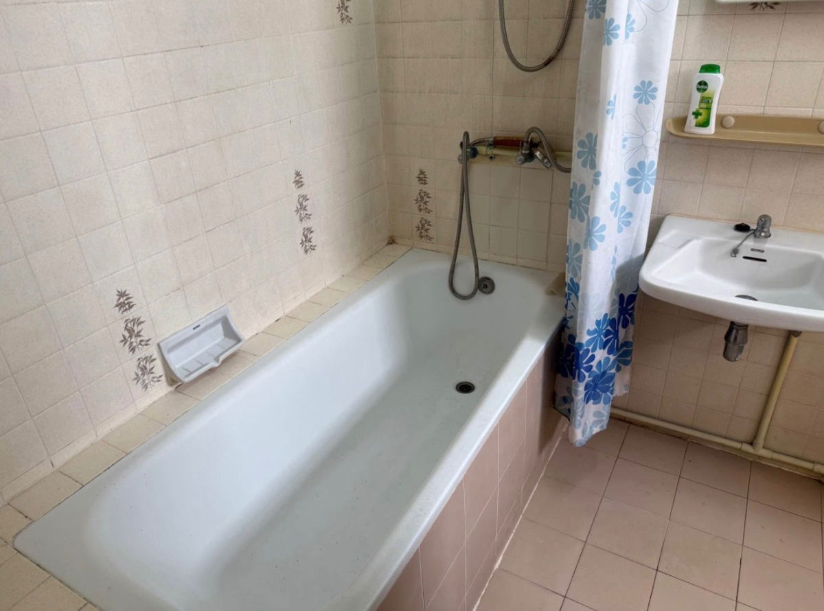 picture 𝗥𝗮𝘁𝗰𝗵𝗮𝗽𝗿𝗮𝗿𝗼𝗽 𝗚𝗮𝗿𝗱𝗲𝗻 for rent ✨ Fully furnished - 6/8