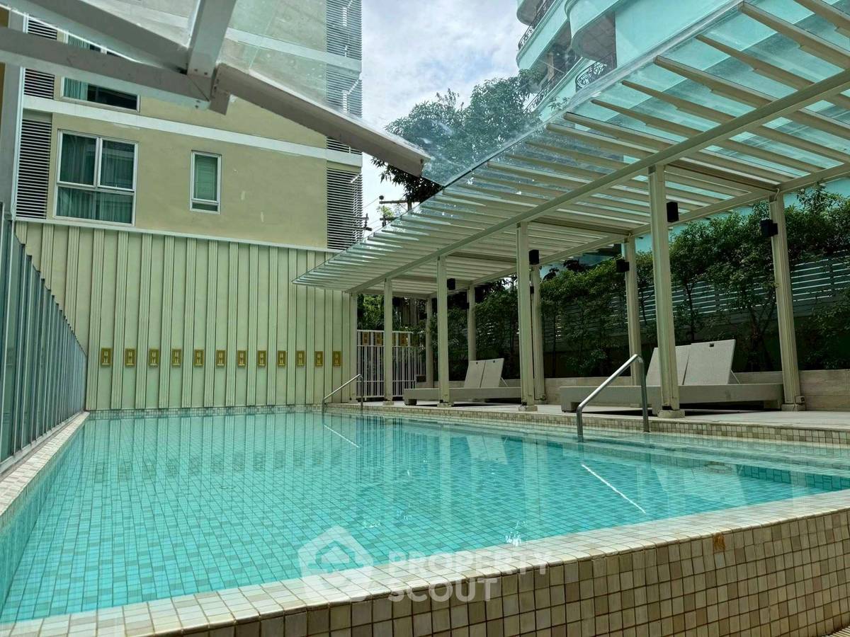 picture 2-BR Condo at The Crest Sukhumvit 24 near BTS Phrom Phong (ID 2247162) - 7/8