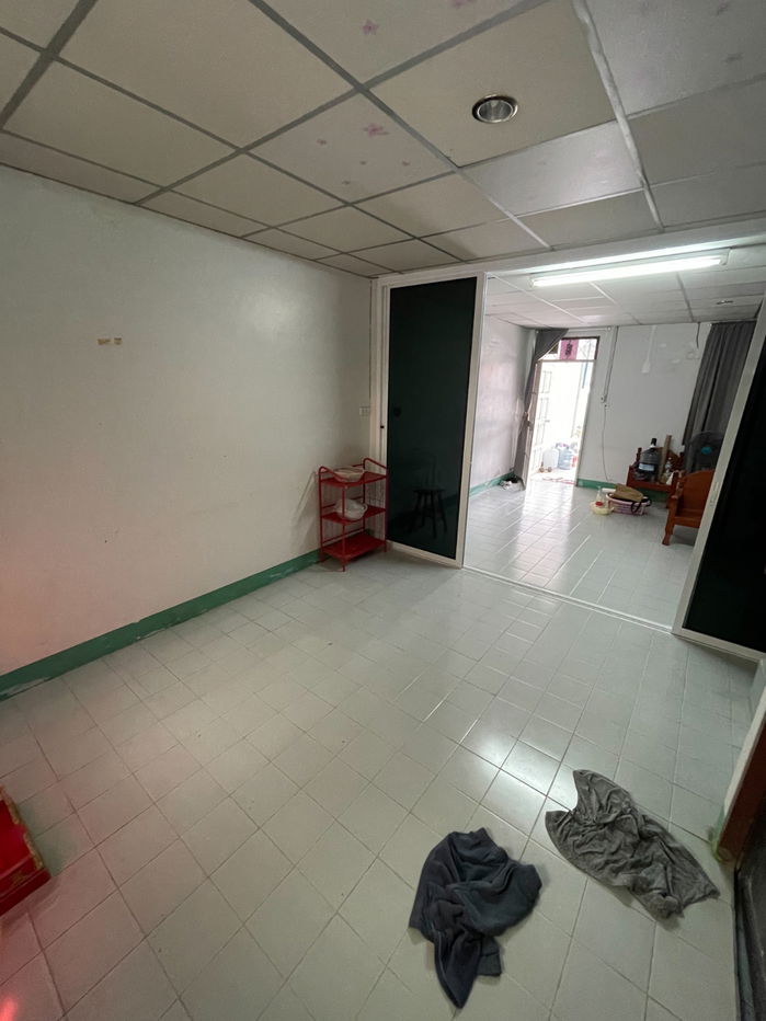 picture 2-Storey Townhome for Sale – Prime Location in the Heart of Chonburi, Close to Schools, Hospitals, and Shopping Malls. - 5/15
