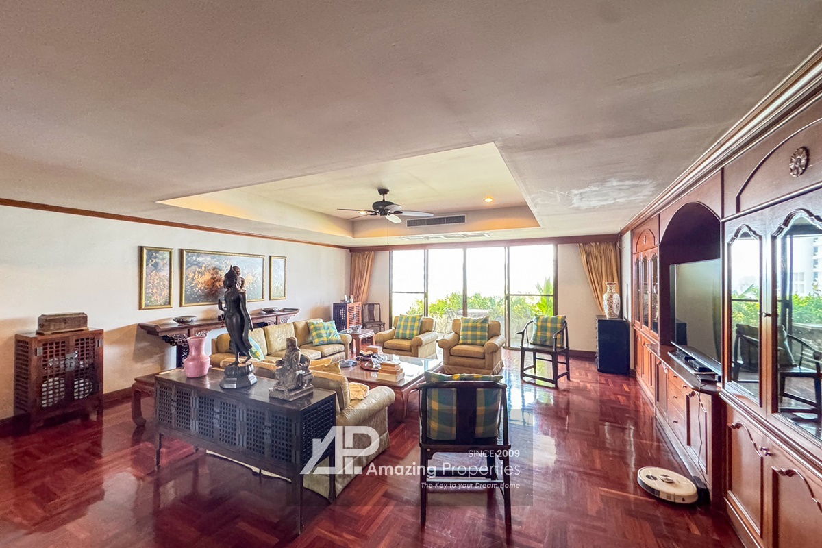 รูป  𝗠𝗨𝗦𝗧 𝗦𝗘𝗟𝗟 – 𝗙𝗜𝗡𝗔𝗟 𝗣𝗥𝗜𝗖𝗘 𝗗𝗥𝗢𝗣! 3+1 bedroom Ekkamai - รูปที่ 8/16