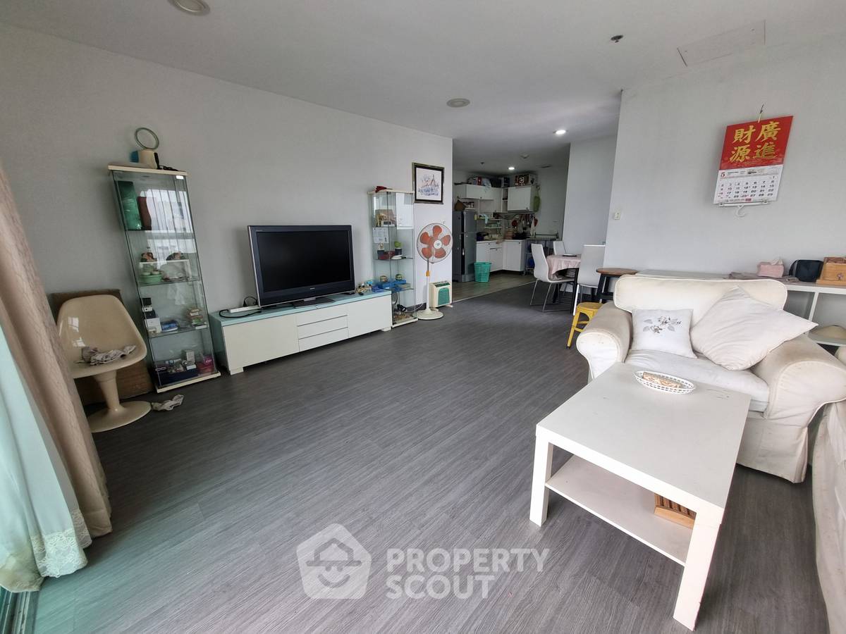 picture 2-BR Condo at Thana Arcadia Charansanitwong near MRT Bang Yi Khan (ID 2073270) - 1/14
