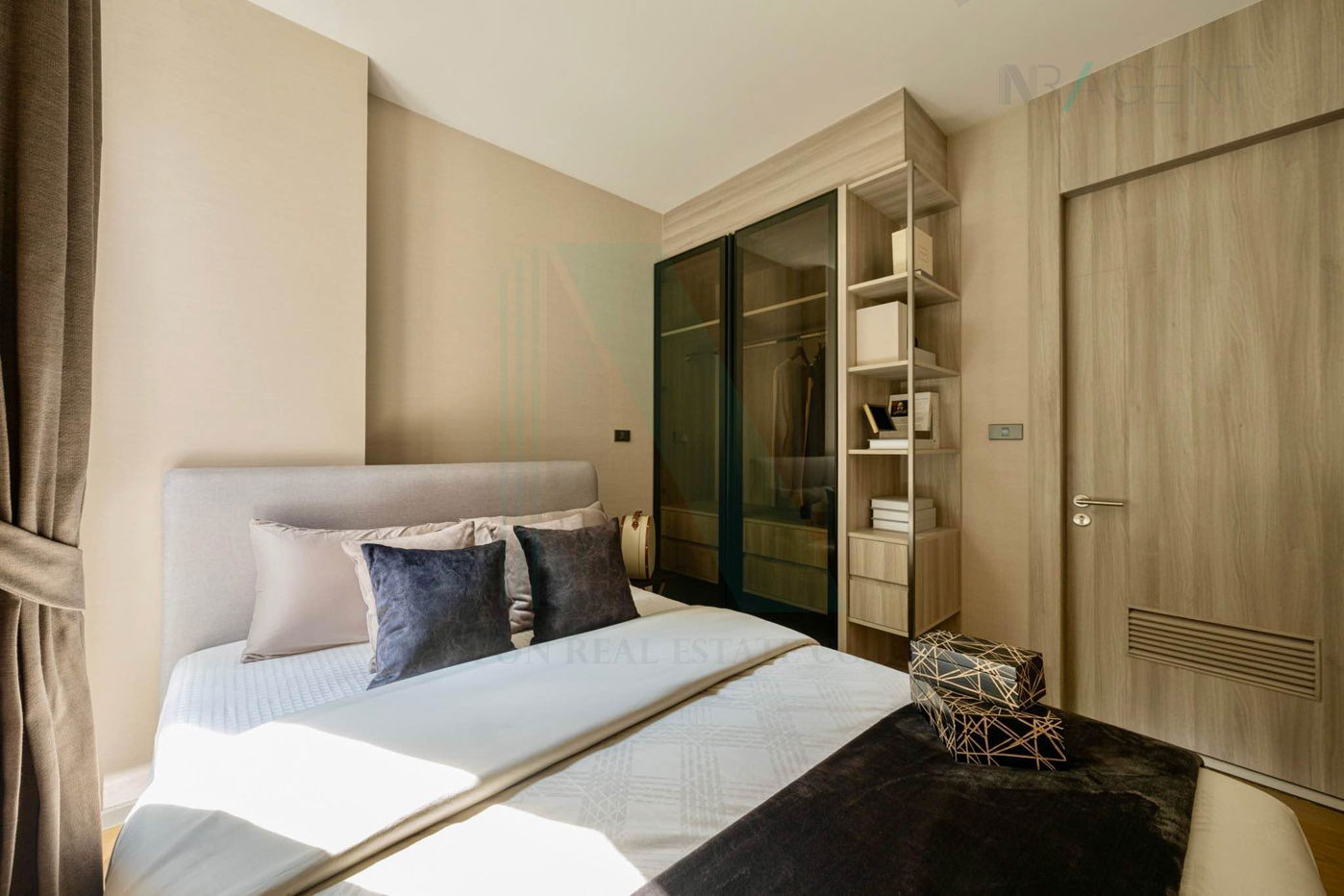picture For Rent Condo FYNN SUKHUMVIT 31 Building 1, Floor 3,2 bed room, Room size 70 sqm - 3/8