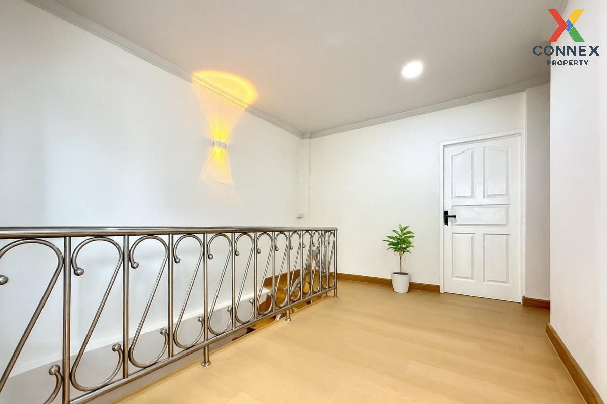 picture For Sale House , Baan Thewin , newly renovated , Wat Tha Phra , Bangkok Yai , Bangkok , CX-128875 ✅ Live chat with us ADD LINE @connexproperty ✅  - 9/12
