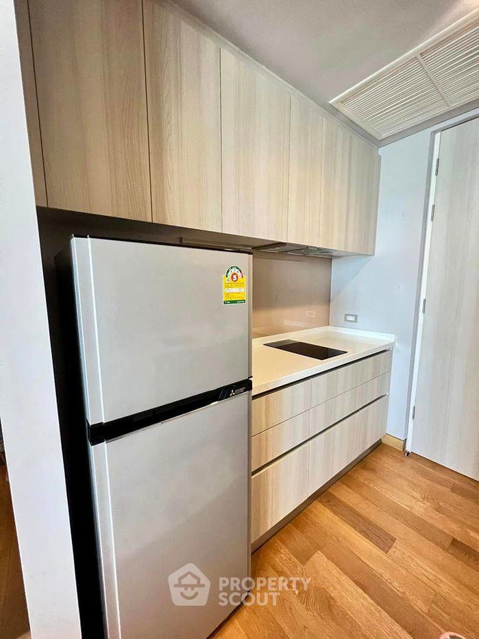 picture 2-BR Condo at The Lumpini 24 near BTS Phrom Phong (ID 1348142) - 9/12