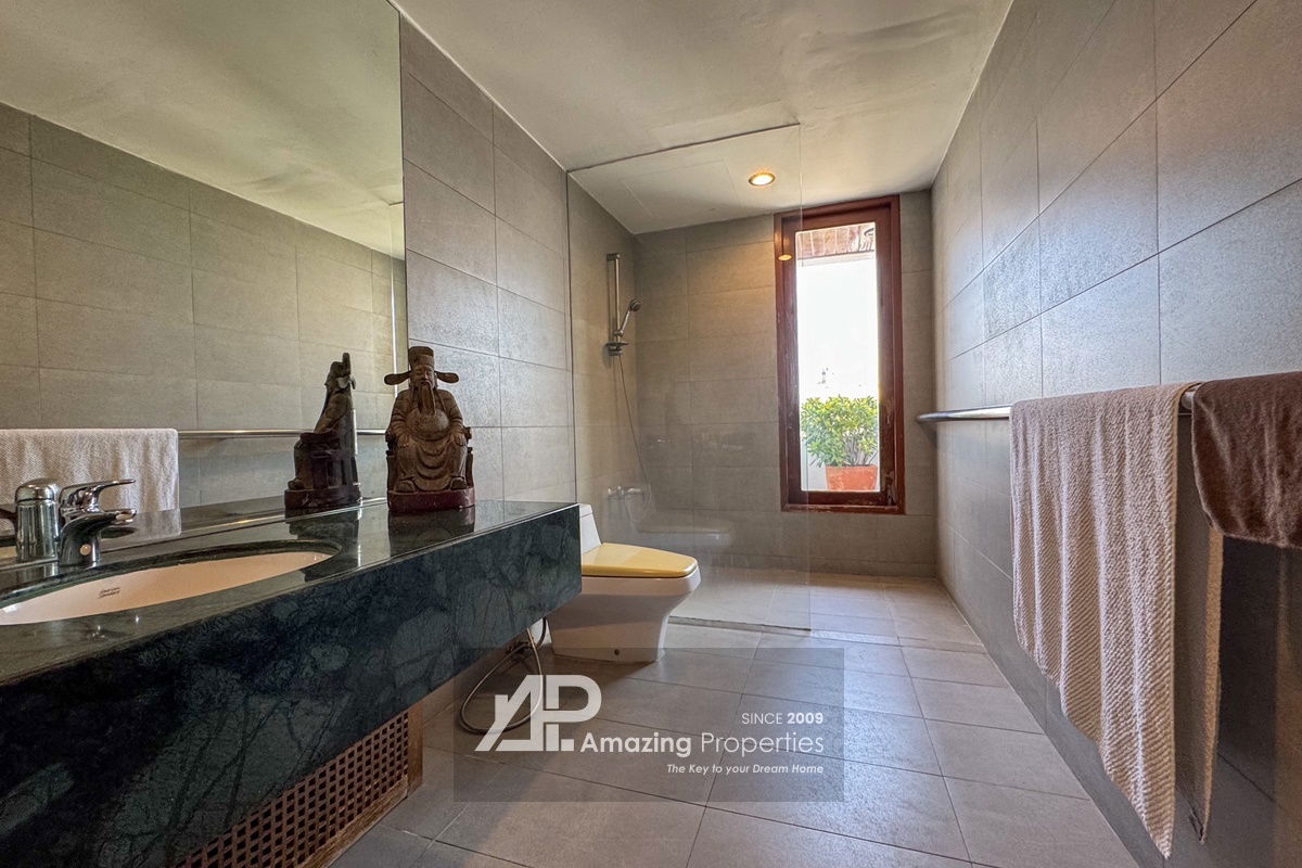 รูป  𝗠𝗨𝗦𝗧 𝗦𝗘𝗟𝗟 – 𝗙𝗜𝗡𝗔𝗟 𝗣𝗥𝗜𝗖𝗘 𝗗𝗥𝗢𝗣! 3+1 bedroom Ekkamai - รูปที่ 15/16