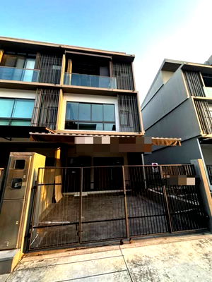 เช่าทาวน์โฮม รร.สายอักษร : ให้ เช่า ทาวน์โฮม M1274 Landmark Ekamai-Ramindra 190 ตรม 22.3 ตรว