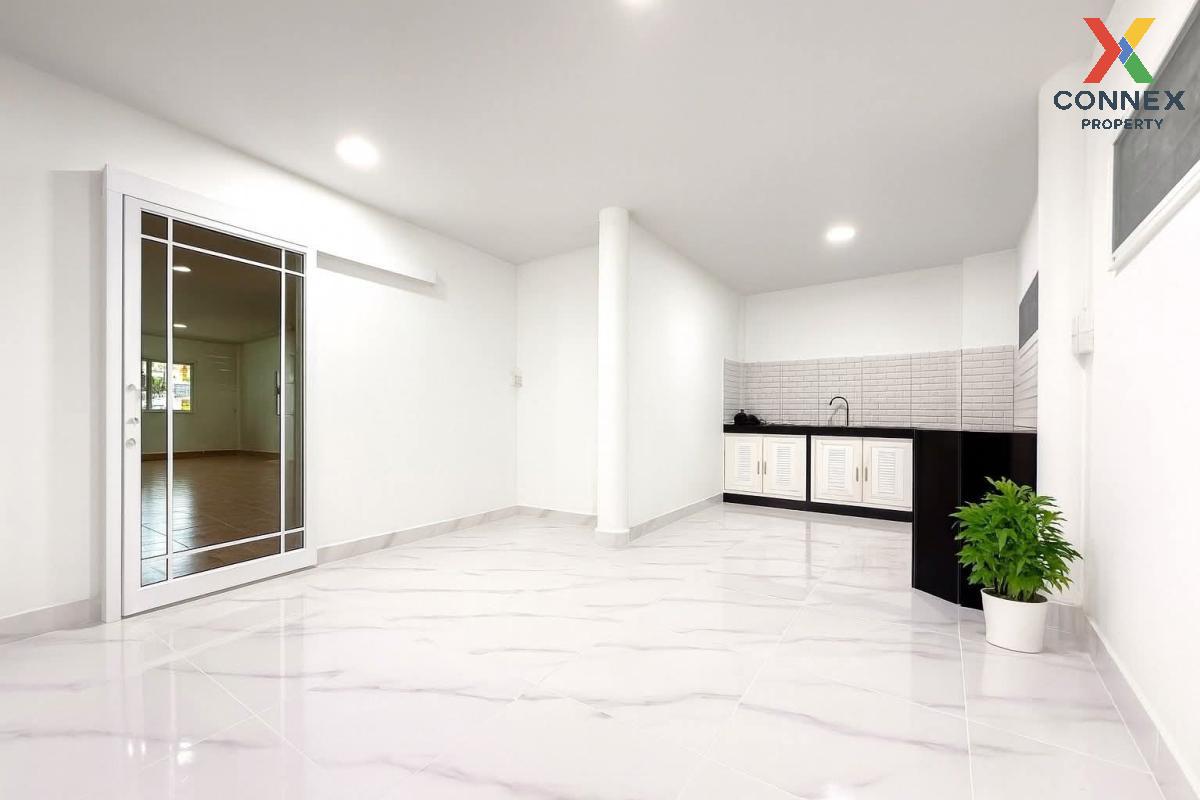 picture For Sale House , Baan Thewin , newly renovated , Wat Tha Phra , Bangkok Yai , Bangkok , CX-128875 ✅ Live chat with us ADD LINE @connexproperty ✅  - 5/12