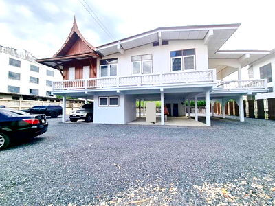 Houses for rent Bangkok : 2-storey detached house for rent 40sq.wa. 160sq.m. upper floor for rent TriamUdomnomklao Sch 500m.