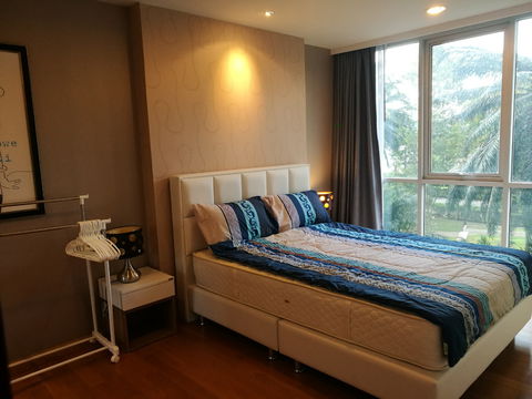 For Rent Condo Abstracts Phahonyothin Park fully furnished (S15-7427)