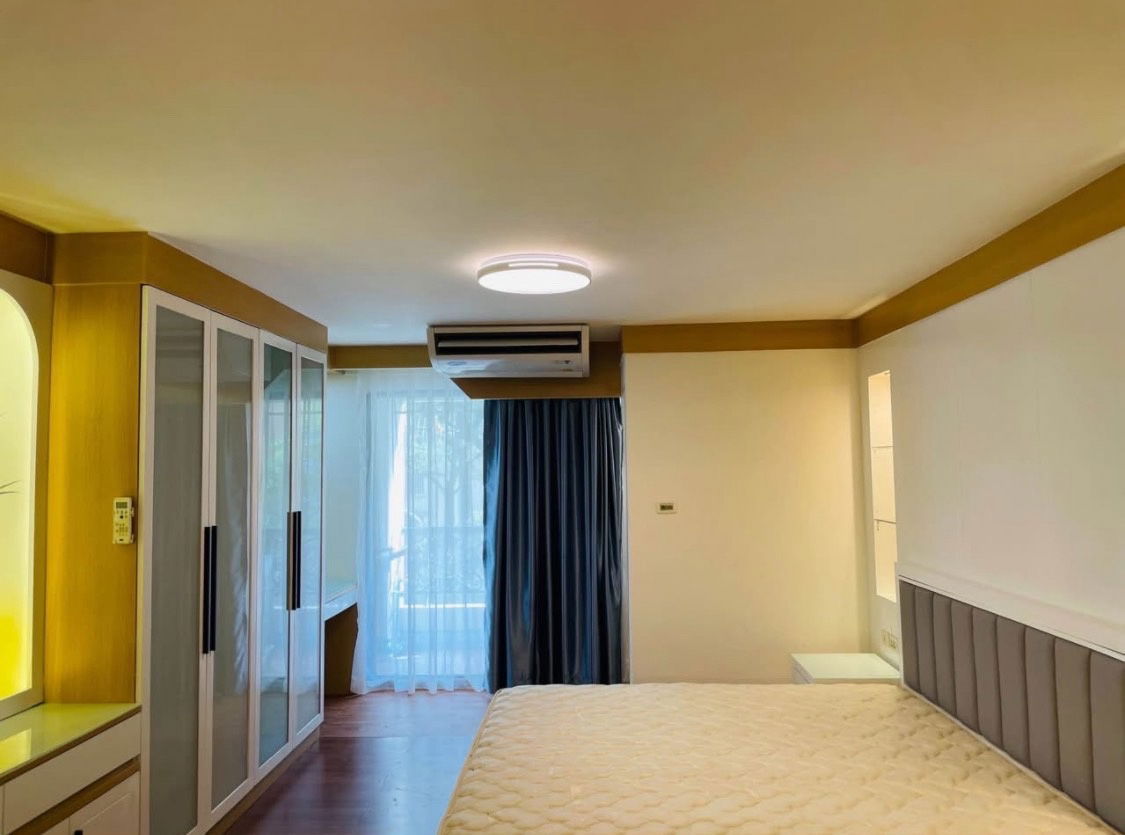 picture 𝗖𝗵𝗮𝗺𝗽𝘀 𝗘𝗹𝘆𝘀𝗲𝗲𝘀 𝗧𝗶𝘄𝗮𝗻𝗼𝗻 for rent ✨ Fully furnished - 4/10