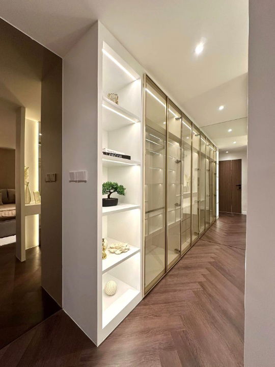 รูป ขายคอนโดศรีธนา 2 ชั้น 4 ห้อง 2 ห้องนอน ขนาดกว้างขวาง บนถนนห้วยแก้ว นิมมานเหมินทร์ ตกแต่งบิ้วอินเฟอร์นิเจอร์และเครื่องใช้ไฟฟ้าครบ- SW002887 - รูปที่ 18/32