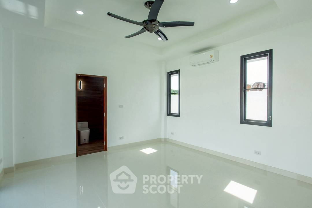 รูป วิลล่า 3-ห้องนอน ที่ วิลล่า เขมณัฎฐ์ ใน วังก์พง (ID 2280675) - รูปที่ 9/12