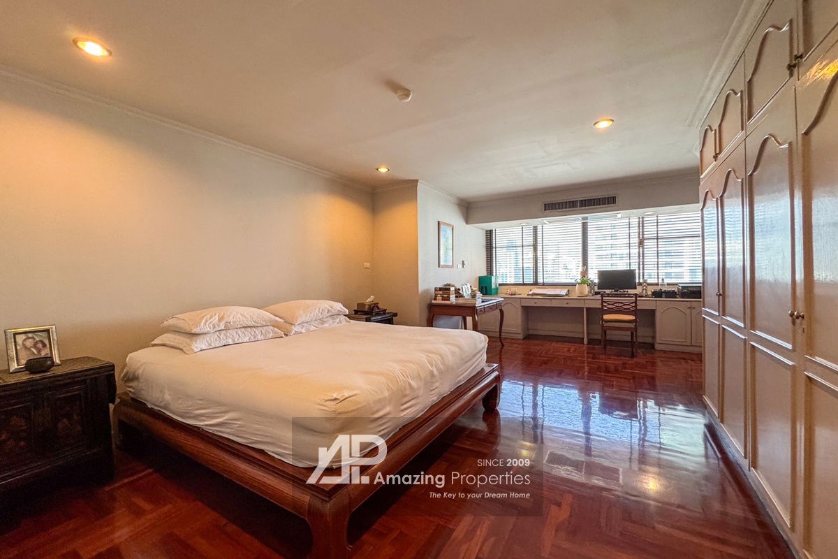 รูป  𝗠𝗨𝗦𝗧 𝗦𝗘𝗟𝗟 – 𝗙𝗜𝗡𝗔𝗟 𝗣𝗥𝗜𝗖𝗘 𝗗𝗥𝗢𝗣! 3+1 bedroom Ekkamai - รูปที่ 14/16