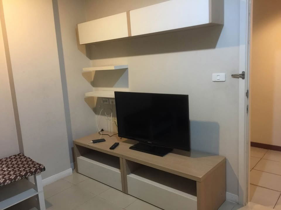 รูป ให้เช่าThe Center Condominium3 ชั้น4 เฟอร์ครบ พร้อมเข้าอยู่ - รูปที่ 4/8