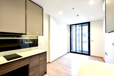 Condos for sale : THE LINE Phahol-Pradipat 🌟Best Deal Cheapest Unit Prime Location🌟 Near BTS Saphan Khwai