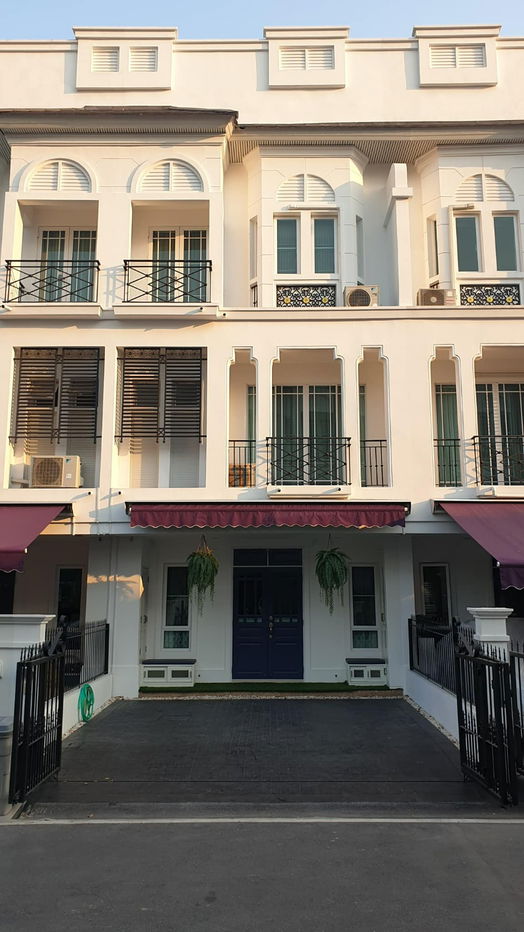 รูป 🌟 ให้เช่าทาวน์โฮมหรู 3 ชั้น ม.ลีออง สุขุมวิท 62 – บ้านตกแต่งสวย พร้อมเข้าอยู่ ใกล้ BTS บางจาก สนใจ Line ID : @951qfbfi 🌟 - รูปที่ 21/21