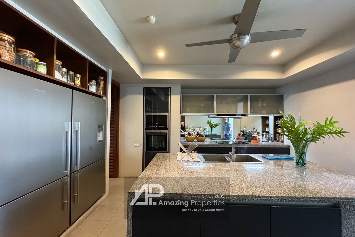 รูป  𝗠𝗨𝗦𝗧 𝗦𝗘𝗟𝗟 – 𝗙𝗜𝗡𝗔𝗟 𝗣𝗥𝗜𝗖𝗘 𝗗𝗥𝗢𝗣! 3+1 bedroom Ekkamai - รูปที่ 2/16
