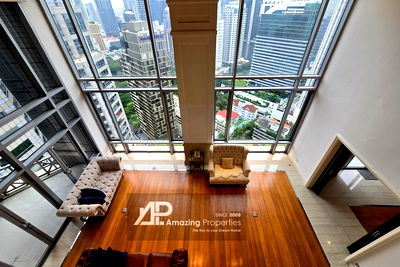 เช่าคอนโด ถนนพระราม 4 : 4 bedroom Duplex Penthouse in Ploenchit