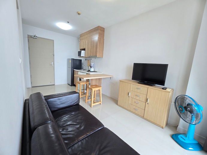 picture 🔥Best deal of the biggest room🔥 Private corner unit on 20th floor for rent at Ideo Mix Sukhumvit 103 - 1/17