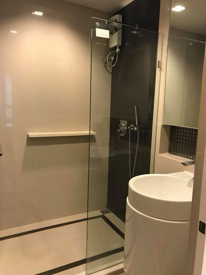 รูป ด่วนให้เช่า !! RHYTHM SATHORN 1 BEDROOM ห้องพร้อมเข้าอยู่เลย ราคาดีมาก !!!! - รูปที่ 6/7