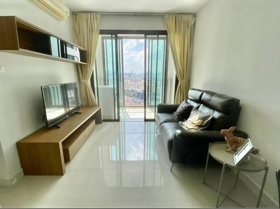 รูป code : B193 ให้เช่าคอนโด ไอดีโอ ลาดพร้าว 5 (Ideo Ladprao 5) | ห้องใหญ่ 2 ห้องนอน ชั้น 19 ใกล้ MRT พหลโยธินเพียง 400 ม. - รูปที่ 1/12