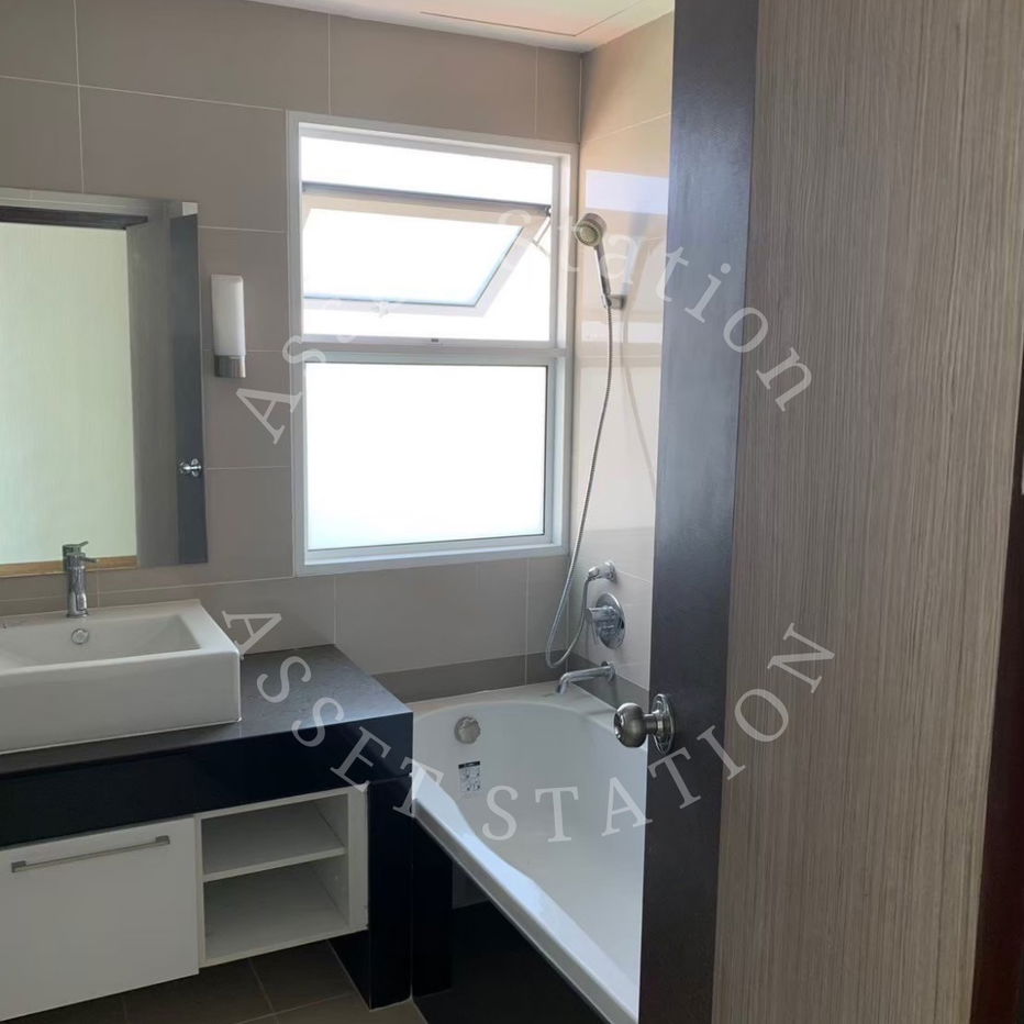 picture 🚈 Luxury condo in the heart of the city, Rare Item Supalai River Resort - near BTS & ICONSIAM 🔥 - 5/9