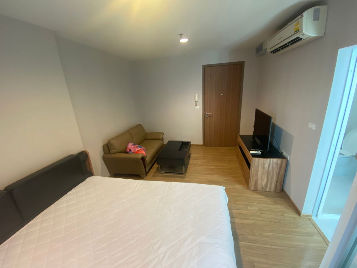 picture FUSE CHAN-SATHORN 21th Flr Pool View to let - 5/11