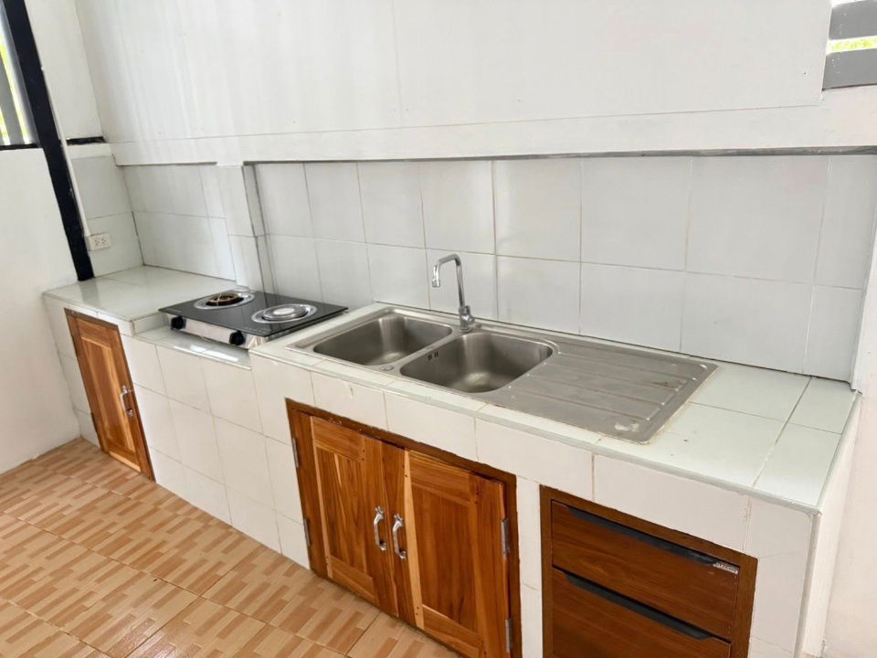 picture Townhome for rent in the B Home Sansai project, only 10 minutes from Meta Mall . Small pets are allowed.- RW006843 - 14/27