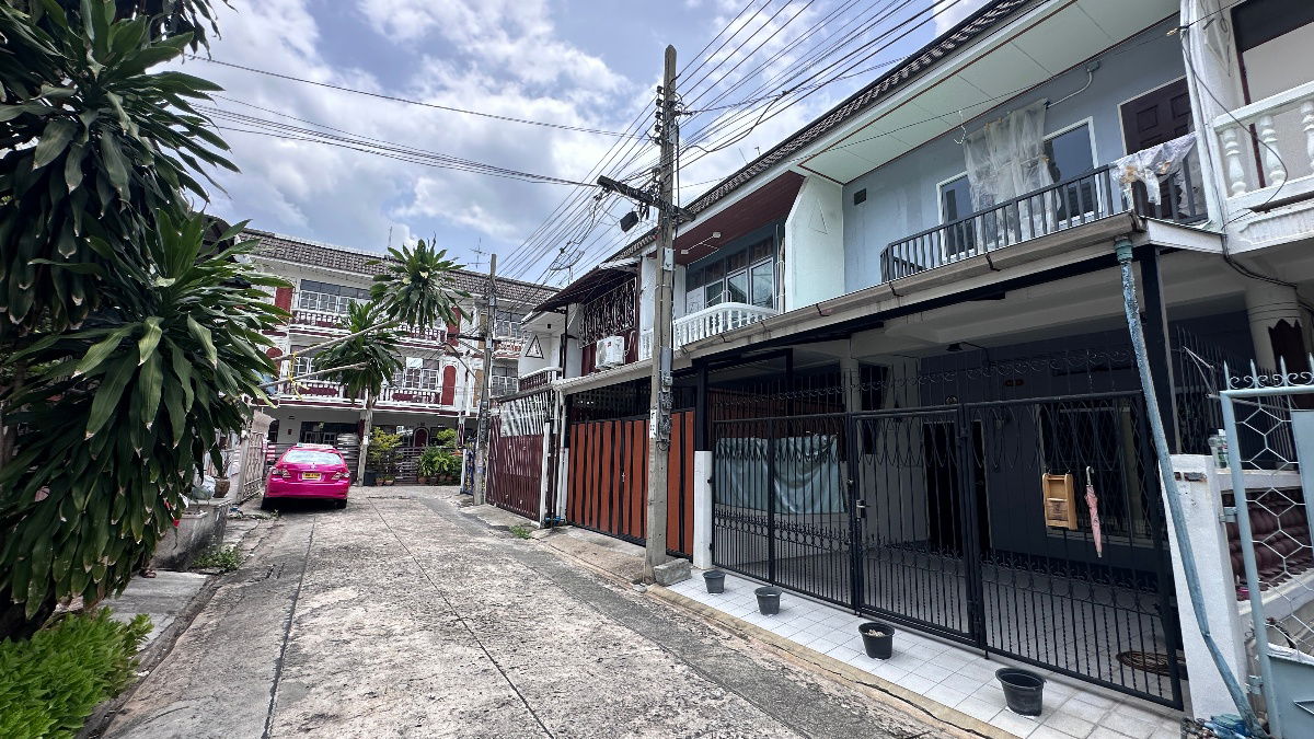 รูป ขายทาวน์เฮ้าส์ 2 ชั้น  ซอยจรัญสนิทวงศ์ 34/2   ขนาด 17 ตร.ว.  ใกล้ MRT รถไฟฟ้าสายสีนำ้เงิน  - รูปที่ 23/26