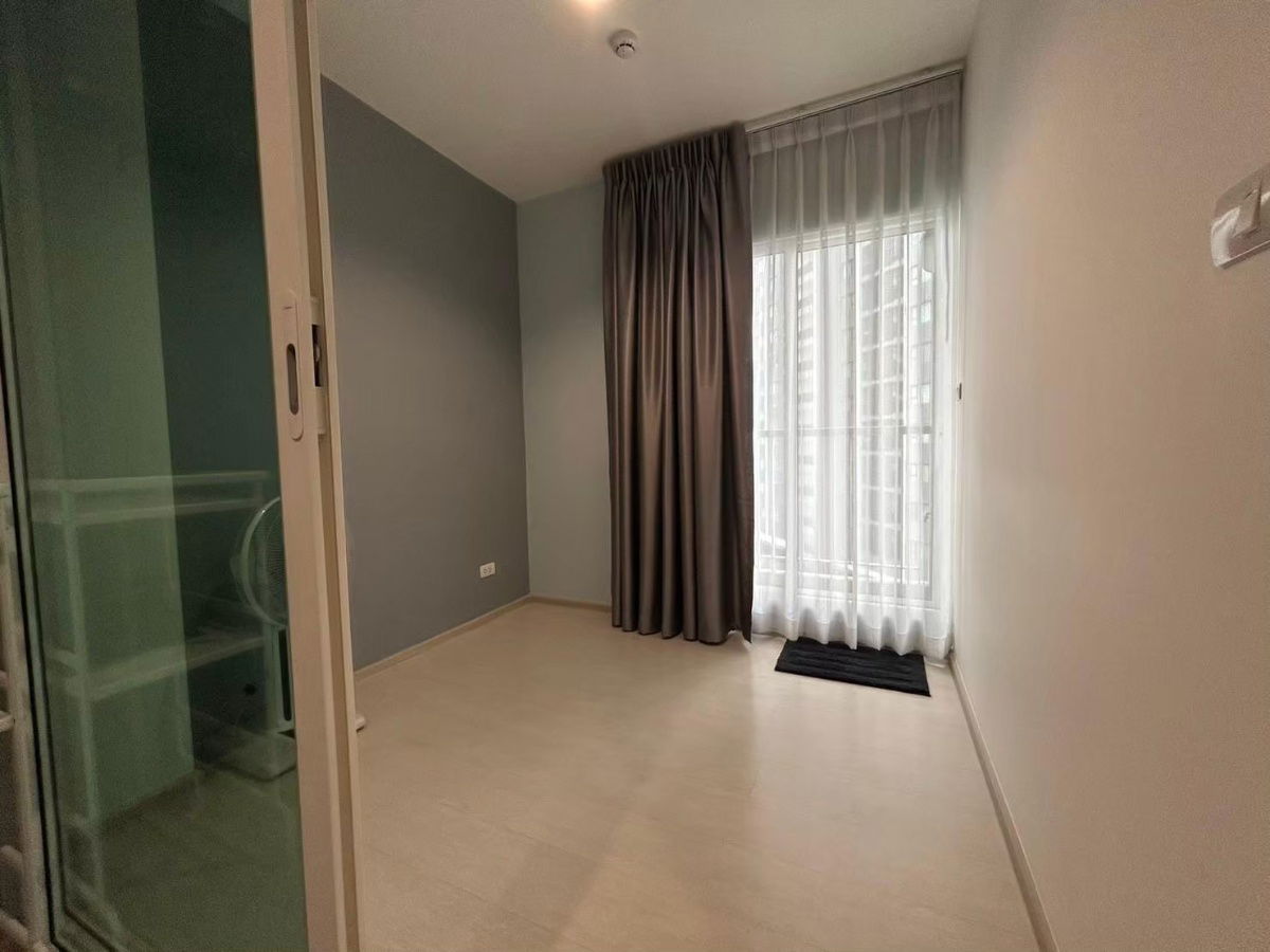 picture 🔥🔥 Who is looking for a large room at "Aspire Erawan" 🚝 next to BTS Erawan, convenient travel, fully furnished, ready to move in" - 6/17