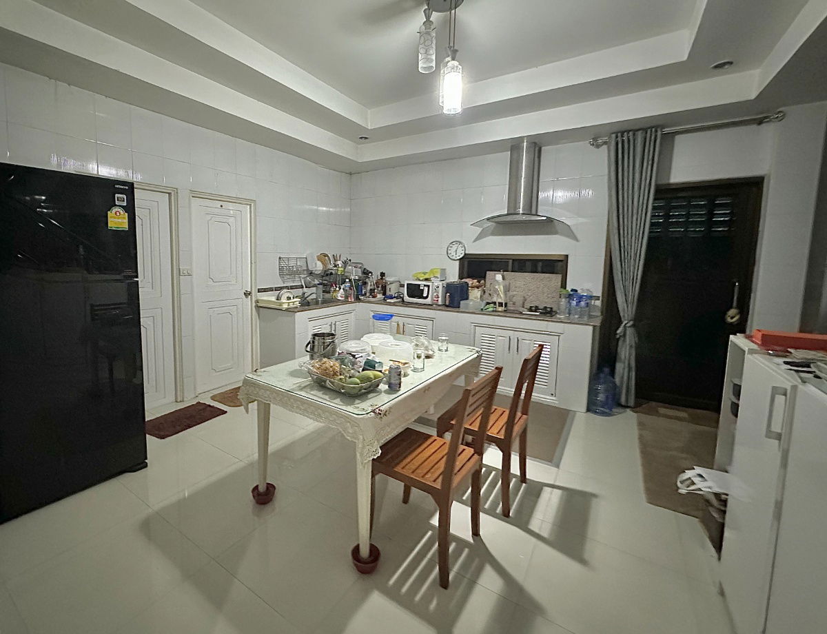 รูป ขายบ้านเดี่ยวสร้างเองตกแต่งภายในด้วยไม้สักแท้ พร้อมที่ดิน ใกล้สะพานพระราม 5 เนื้อที่ 189 ตร.วา 4 ห้องนอน 7 ห้องน้ำ - รูปที่ 9/13