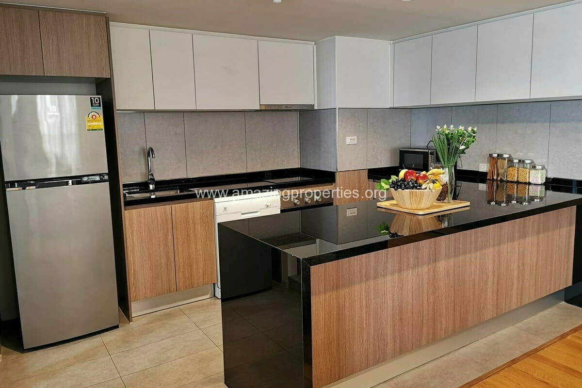 รูป Modern 3 bedroom near Benchasiri park - รูปที่ 3/14