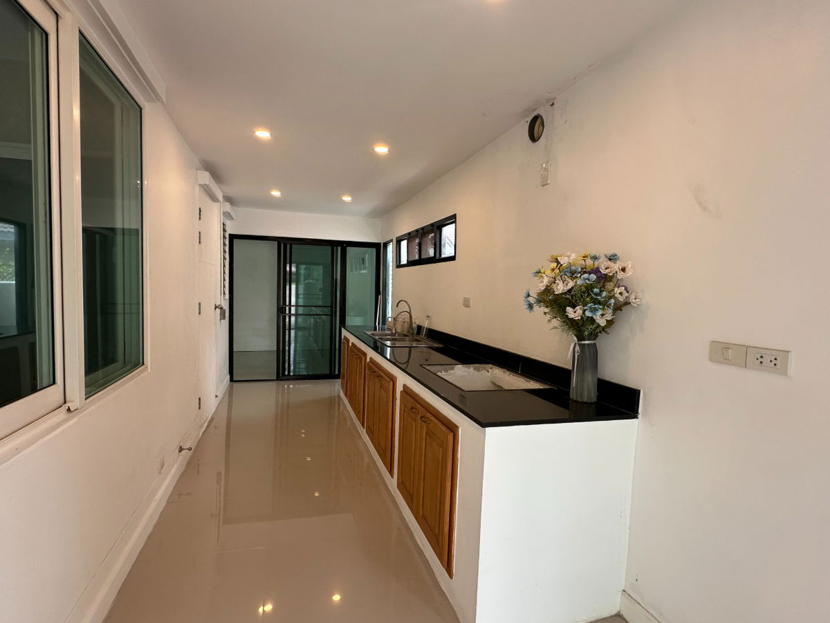 รูป ขายบ้านเดี่ยวหลังมุม 2 ชั้น คณาสิริ วงแหวน-พระราม 5 เนื้อที่ 77 ตร.วา 3 ห้องนอน 2 ห้องน้ำ - รูปที่ 3/12