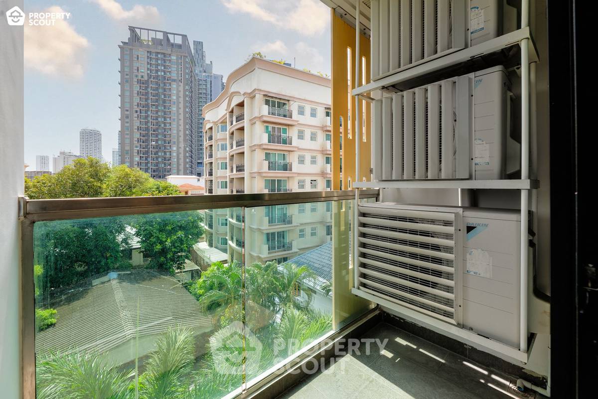 picture 2-BR Condo at Tidy Deluxe Sukhumvit 34 near BTS Thong Lor (ID 2281327) - 10/26