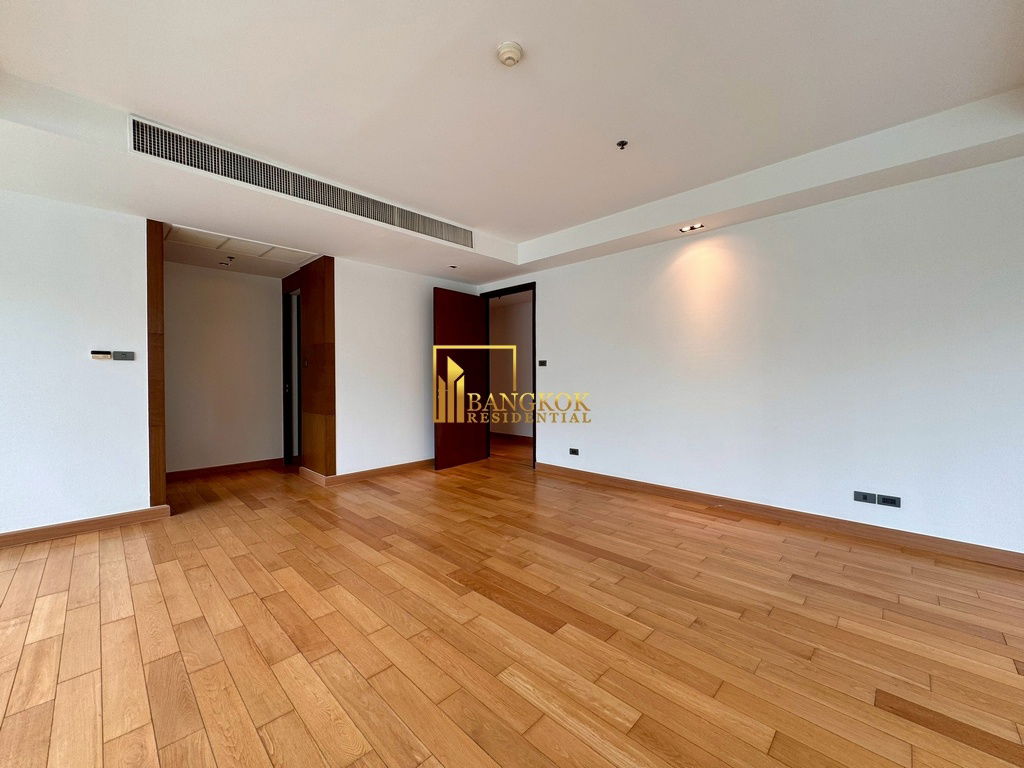 picture Belgravia Residences | Magnificent 4 Bed Luxury Condo in Phrom Phong Area - BR9660CD - 19/53