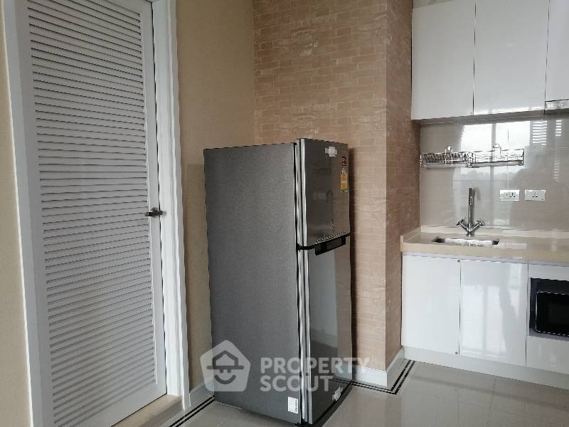 picture 1-BR Condo at T.c. Green Rama 9 near MRT Phra Ram 9 (ID 607482) - 8/24