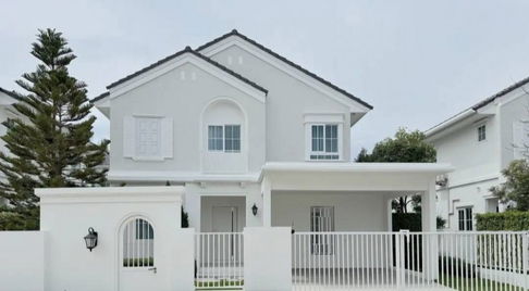 Baan Chaiyapruek Bangna Km 15, first rental, brand new house, ready to move in, owner of Land and Houses project.