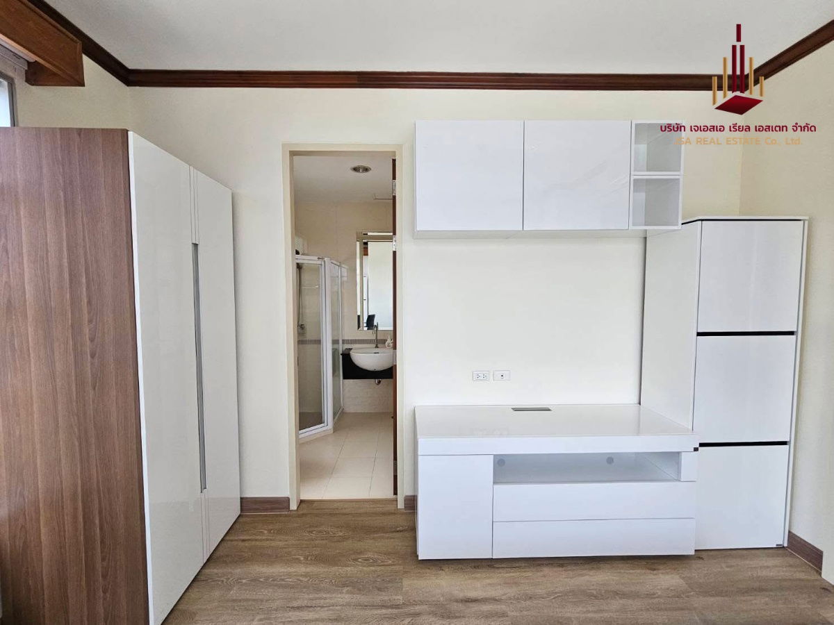 picture ✨ For Rent: Baan klang krung Siam Pathumwan Condo ✨  💰 Only 65,000 THB/month - 8/10