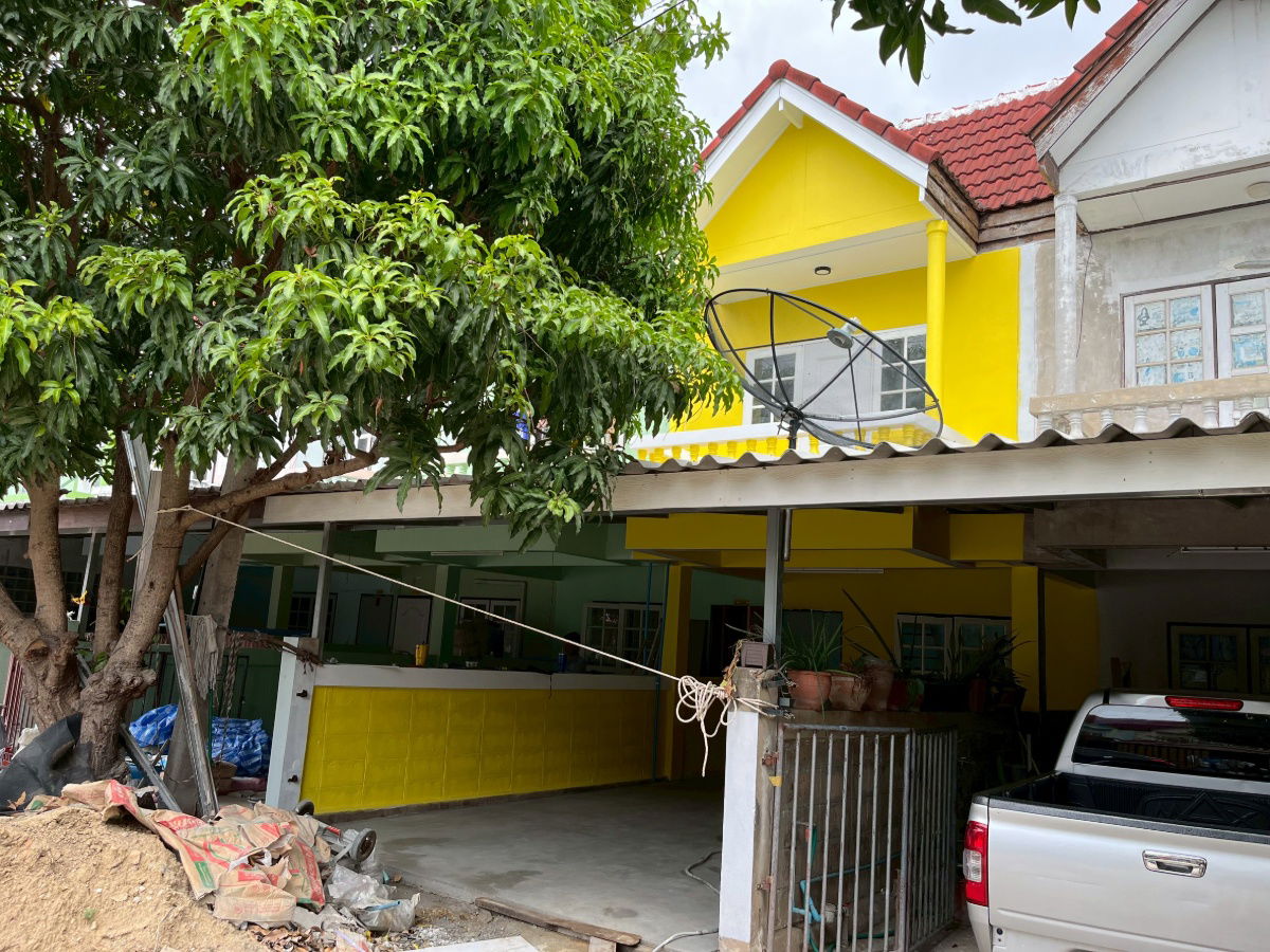 รูป ทาวน์เฮ้าส์2ห้องน้ำ 1 ที่จอดรถ ปรับปรุงใหม่พร้อมอยู่ ตรงข้าม รพ ชะอำ - รูปที่ 6/6