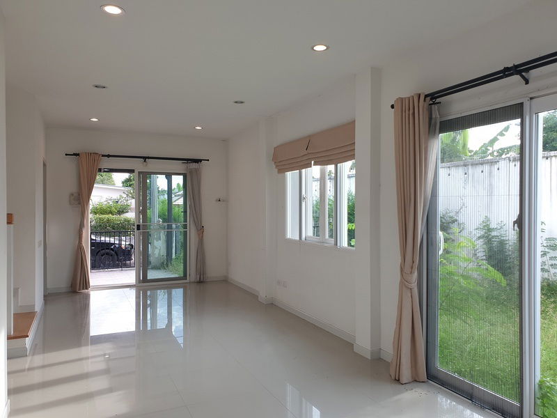 picture 🏡 Twin House for Sale – Corner Plot with Large Garden | Chuan Chuen Park Kanchana–Bangyai - 6/15