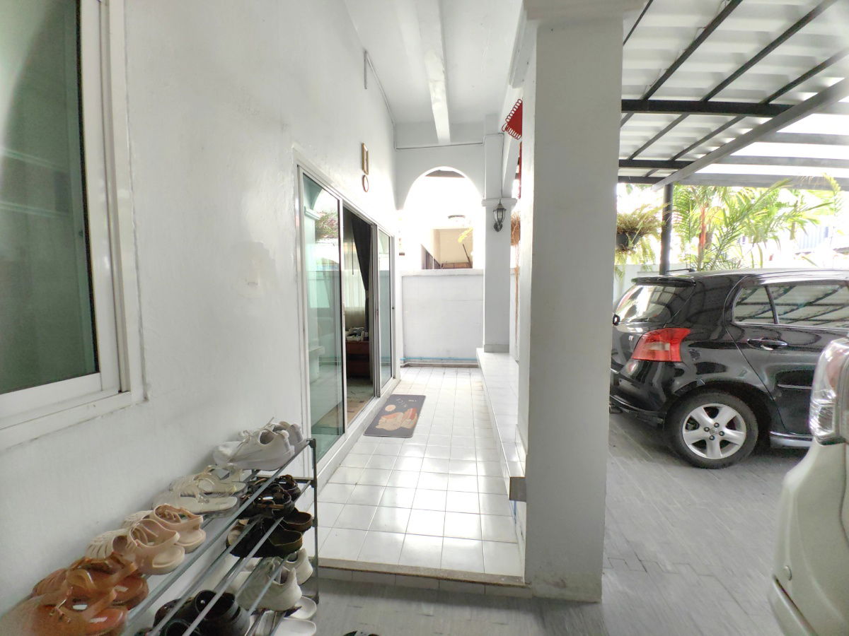 รูป ทาวน์โฮม 2 ชั้น 39 ตร.ว. ทำเลดี เดินทางสะดวก ใกล้แฟชั่นไอส์แลนด์   - รูปที่ 4/29