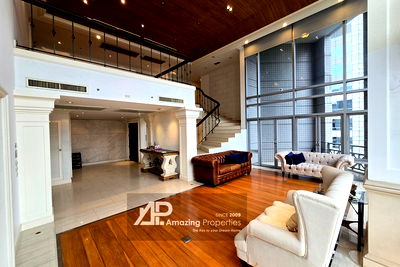 คอนโดให้เช่า : 4 bedroom Duplex Penthouse in Ploenchit