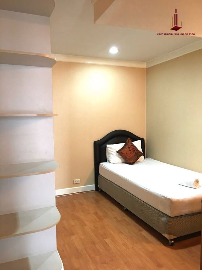 picture ✨ For Rent: Waterford Diamond 30/1 ✨  💰 Only 50,000 THB/month - 8/10