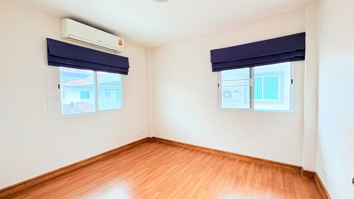 picture 🏡 Corner Single House – Ready Move In ✨Area: 62 sq.wah (≈ 248 m²) 	•	Usable area: 172 sq.m.	4 Bed | 3 Bath, Soi Ram Inthra 65, near Thanommitr Market - 11/15