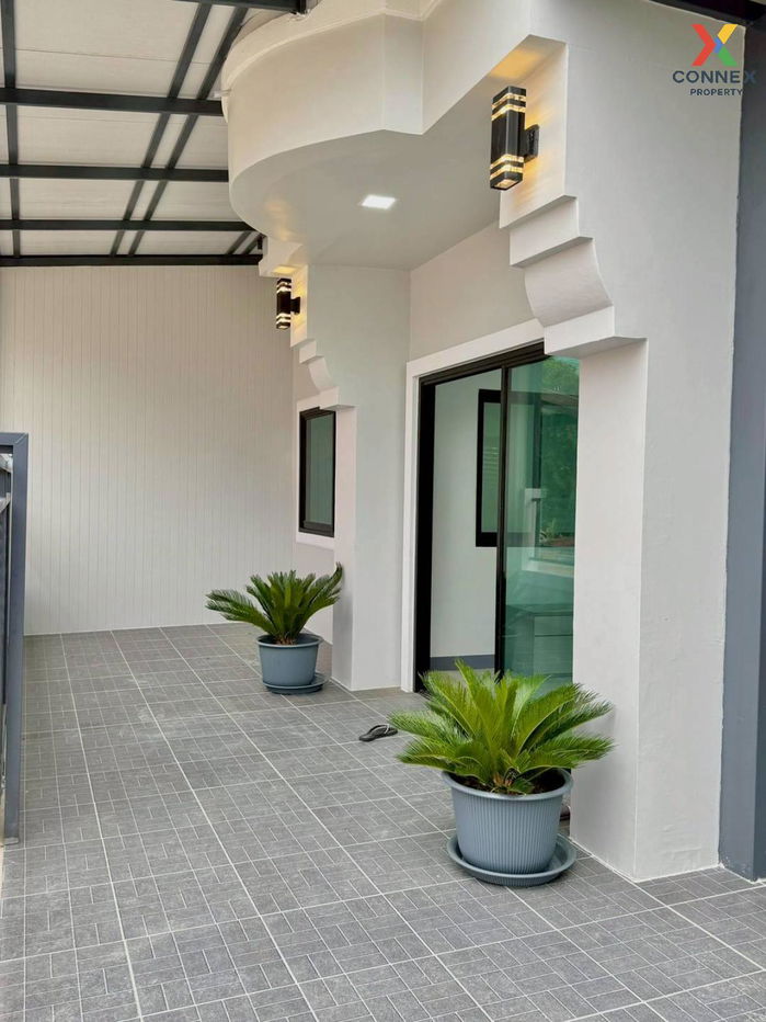 รูป ขายทาวน์เฮ้าส์/ทาวน์โฮม  บ้านรัตนธานี (บางบัวทอง) รีโนเวทใหม่ บางรักพัฒนา บางบัวทอง นนทบุรี CX-128729 ✅ ทักไลน์ @connexproperty ตอบทันที ทีมงานมืออาชีพ ✅  - รูปที่ 2/12